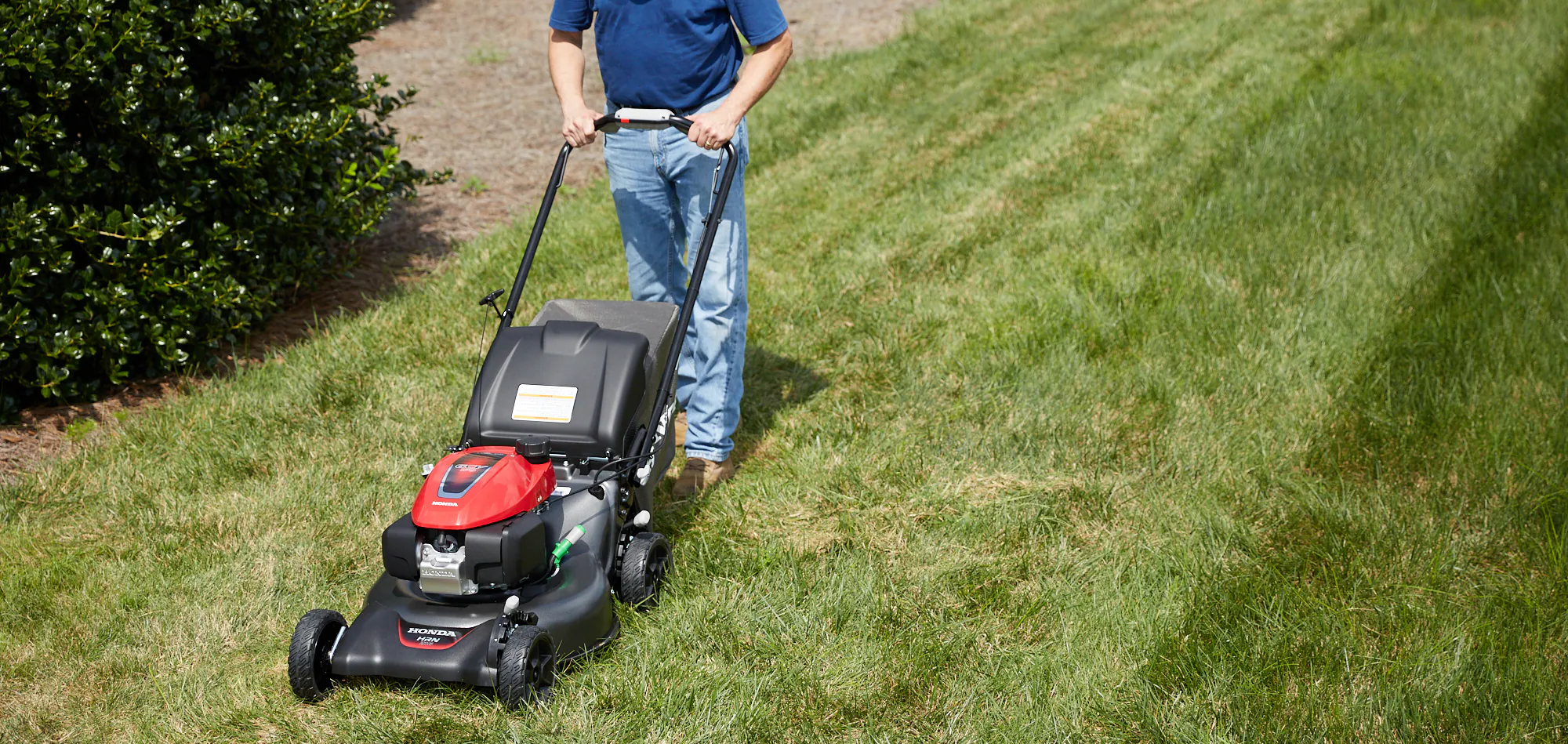 Honda HRN 21-in 166cc Gas Lawn Mower