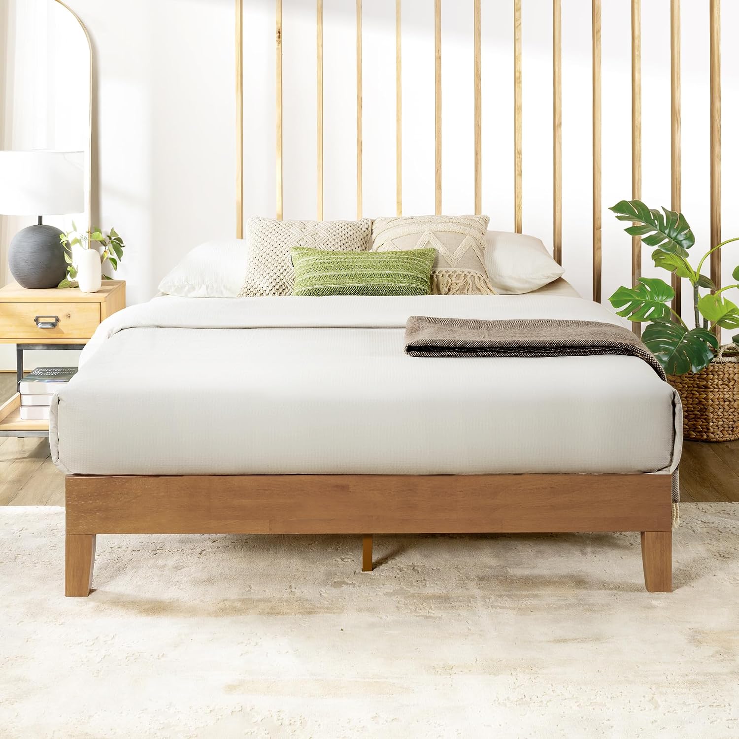 Mellow Naturalista Classic Solid Wood Platform Bed Queen